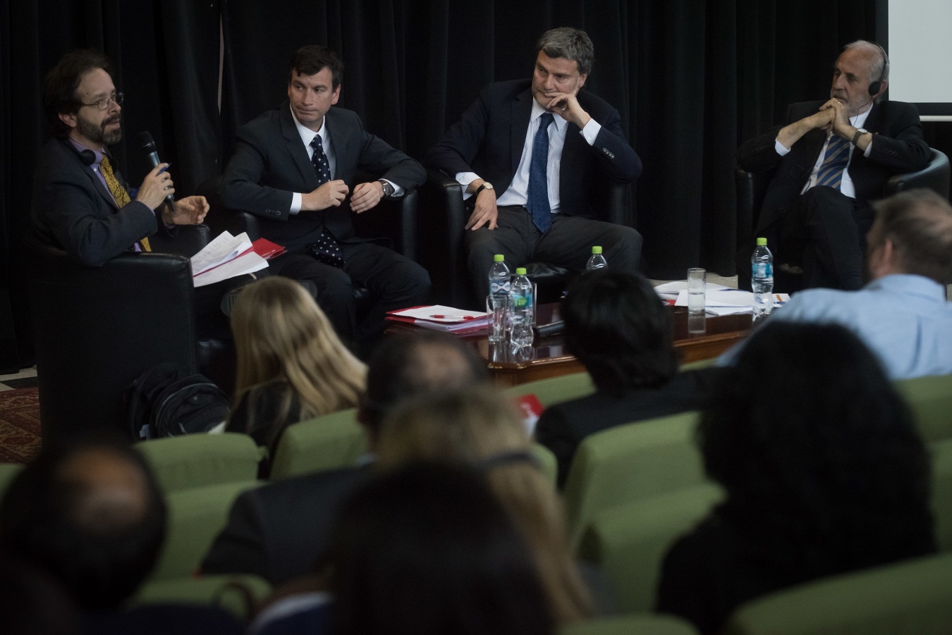 El Defensor Nacional y Coordinador General de AIDEF, Andrés Mahnke durante su participación en EUROsociAL.